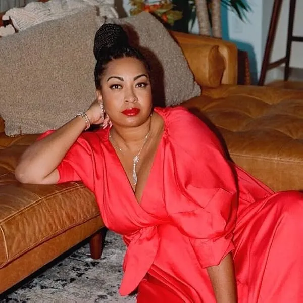 Ov9mp13mna695a6uj6coo7u21i. SY600